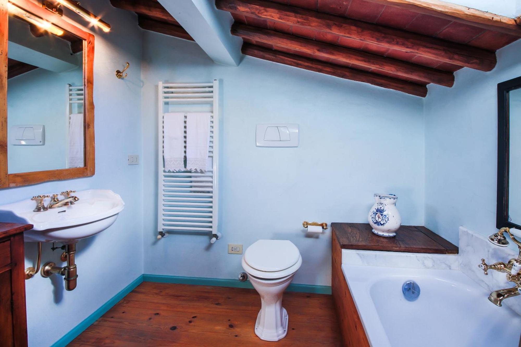 Holiday home Oasi Di Relax In Toscana - Casa Con Piscina Privata E Jacuzzi Tra Firenze E Chianti